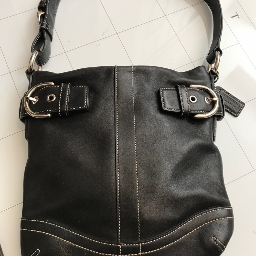 Coach leather handbags great condition